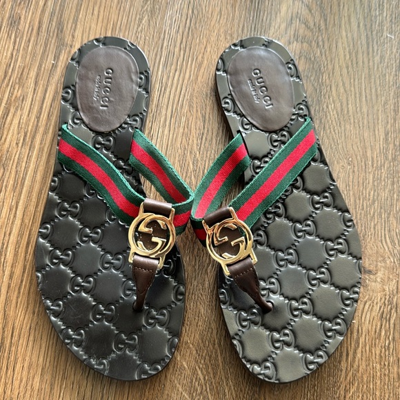 Gucci GG Sandals. - Picture 1 of 6